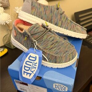 Hey Dude Women’s Shoes Wendy Sox Peacock Pink Size 6 NWT W6 Slip-On Loafers